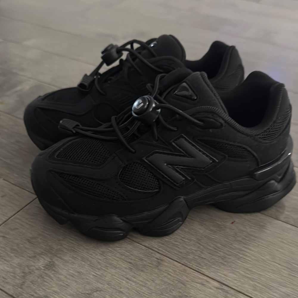 New Balance 9060 Black Sneakers